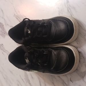Nike air force 1 boys sz 9c